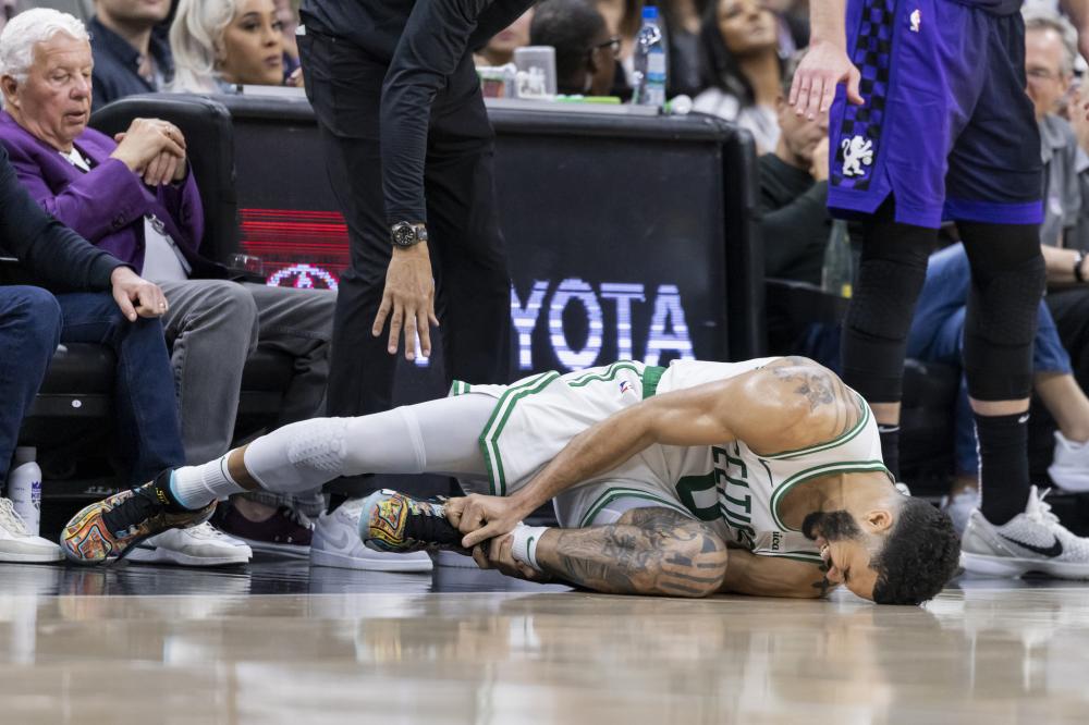 足球竞技水 足球竞技水