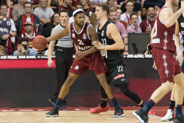 法尔克指出 法尔克指出