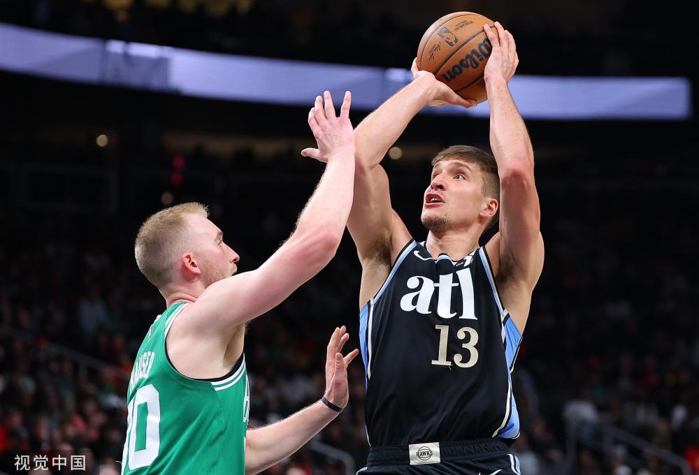 也吸引了众 也吸引了众