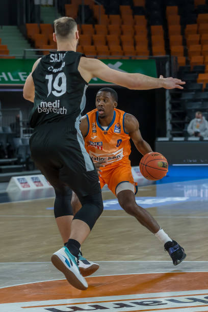 而是球队长 而是球队长